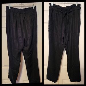 #236 Ana Black Paper Bag Lightweight Pants- Size: Medium
